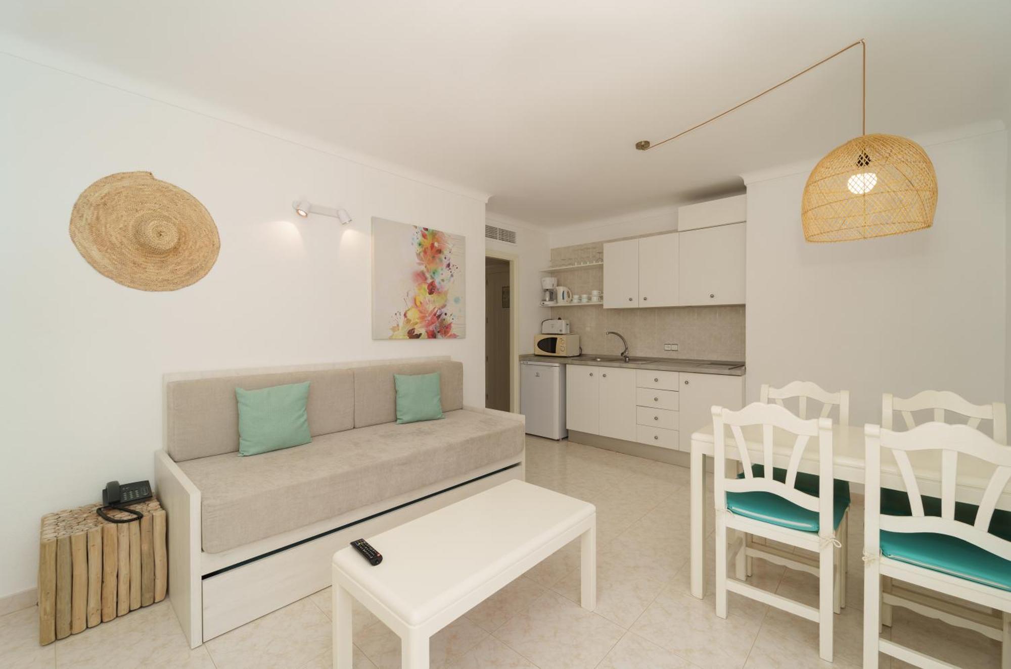 Apartaments Andreas كولونيا سانت خورذي المظهر الخارجي الصورة