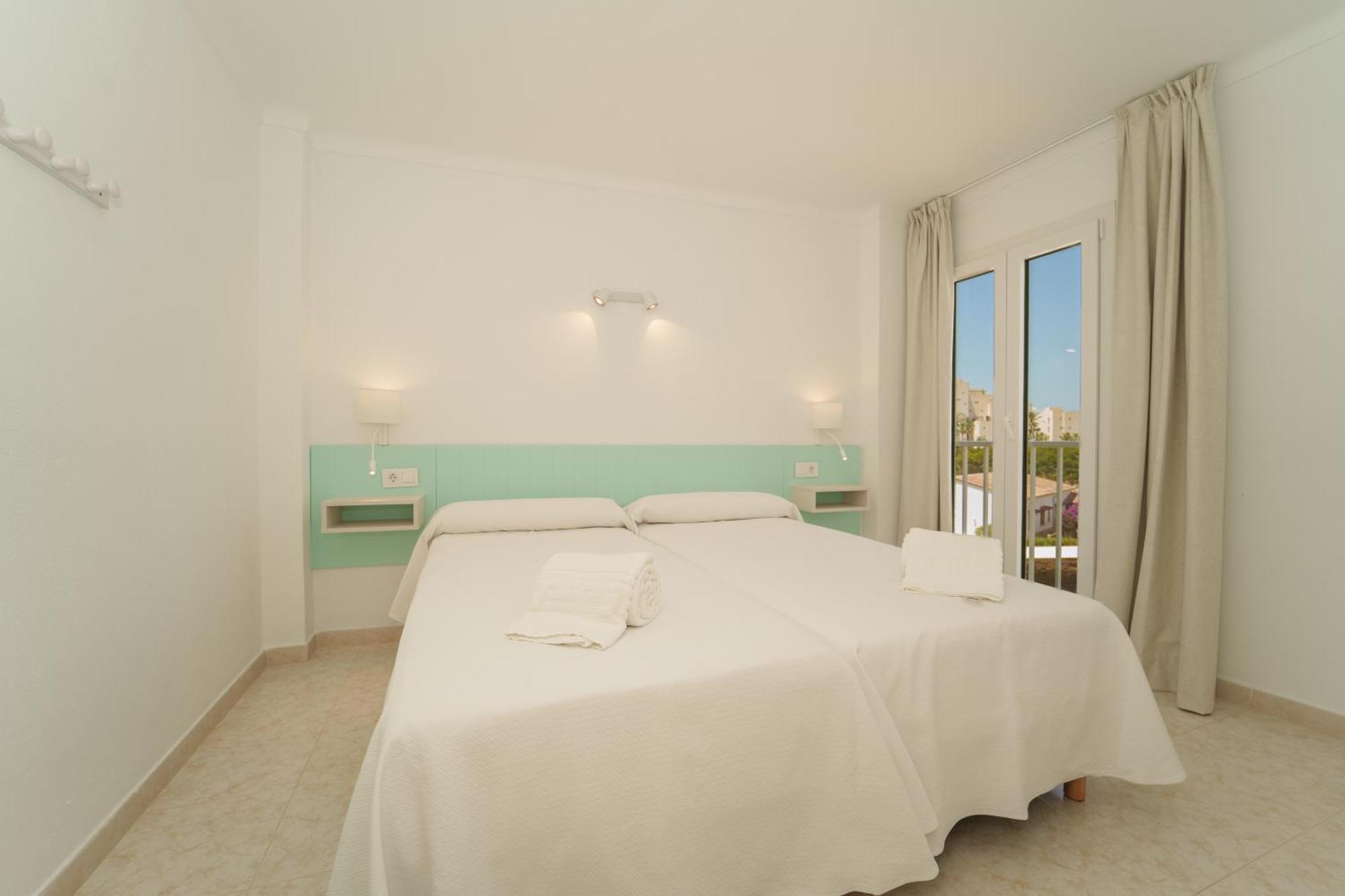 Apartaments Andreas كولونيا سانت خورذي المظهر الخارجي الصورة