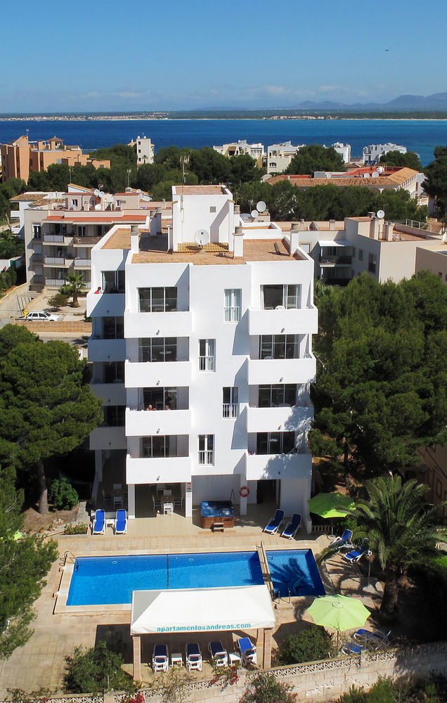 Apartaments Andreas كولونيا سانت خورذي المظهر الخارجي الصورة